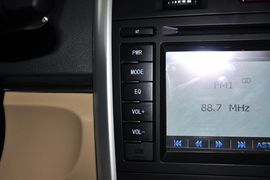 2013款北京汽车E150三厢版手动乐尚型