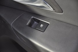2013款雪佛兰科鲁兹1.8L