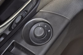 2013款雪佛兰科鲁兹1.8L