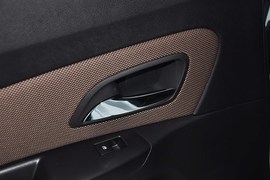 2013款雪佛兰科鲁兹掀背车1.6L自动豪华版
