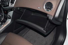 2013款雪佛兰科鲁兹掀背车1.6L自动豪华版