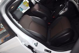 2013款雪佛兰科鲁兹掀背车1.6L自动豪华版