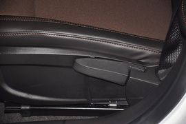 2013款雪佛兰科鲁兹掀背车1.6L自动豪华版