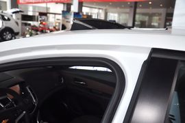 2013款雪佛兰科鲁兹掀背车1.6L自动豪华版