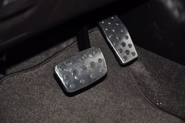 2013款雪佛兰科鲁兹掀背车1.6L自动豪华版