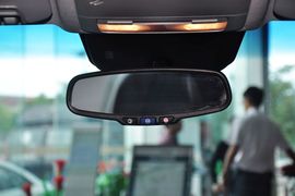 2013款雪佛兰科鲁兹掀背车1.6L自动豪华版