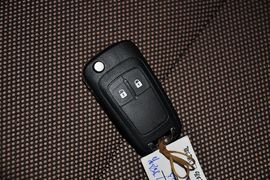 2013款雪佛兰科鲁兹掀背车1.6L自动豪华版