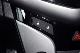 2013款雪佛兰科鲁兹掀背车1.6L自动豪华版