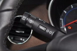2013款雪佛兰科鲁兹掀背车1.6L自动豪华版