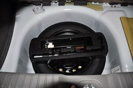 2013款雪佛兰赛欧两厢1.2L