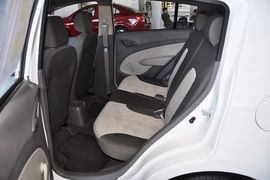 2013款雪佛兰赛欧两厢1.2L