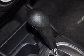 2011款本田飞度1.5L自动豪华版