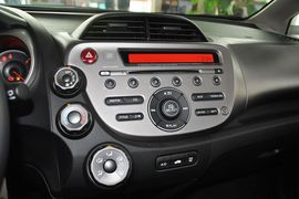 2011款本田飞度1.5L自动豪华版