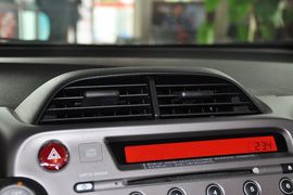 2011款本田飞度1.5L自动豪华版