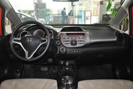 2011款本田飞度1.5L自动豪华版