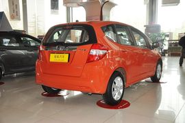 2011款本田飞度1.5L自动豪华版