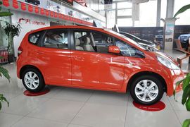 2011款本田飞度1.5L自动豪华版