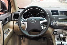 2012款丰田汉兰达2.7L