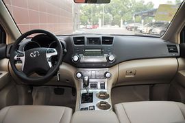 2012款丰田汉兰达2.7L