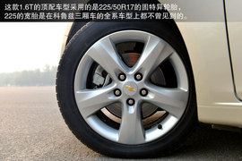 掀背让储物更方便