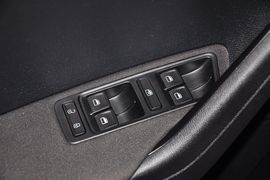 2013款一汽大众捷达1.6L