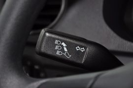 2013款一汽大众捷达1.6L