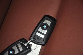 2014款宝马5系旅行车520i