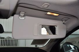 2014款宝马5系旅行车520i