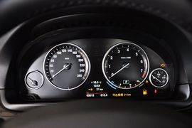 2014款宝马5系旅行车520i
