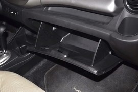 2011款本田飞度1.3L自动舒适版