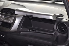 2011款本田飞度1.3L自动舒适版