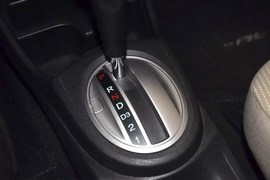 2011款本田飞度1.3L自动舒适版