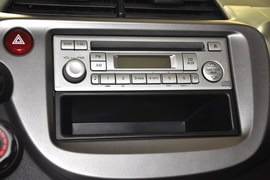 2011款本田飞度1.3L自动舒适版