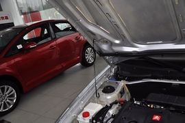 2013款爱丽舍三厢1.6L经典自动科技型