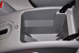 2013款爱丽舍三厢1.6L经典自动科技型