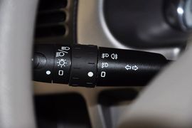 2013款爱丽舍三厢1.6L经典自动科技型