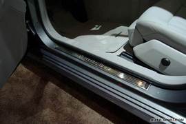 奔驰E300