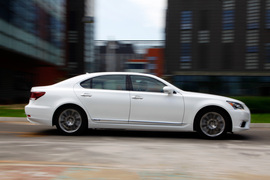 2014款雷克萨斯LS600hL深度试驾实拍