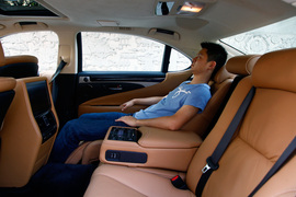 2014款雷克萨斯LS600hL深度试驾实拍