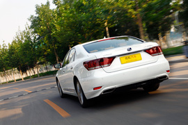 2014款雷克萨斯LS600hL深度试驾实拍