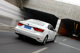 2014款雷克萨斯LS600hL深度试驾实拍