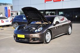 2014款保时捷Panamera