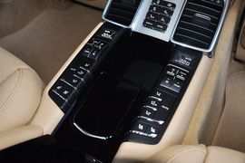 2014款保时捷Panamera