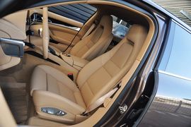 2014款保时捷Panamera