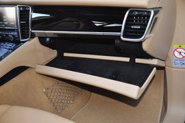 2014款保时捷Panamera