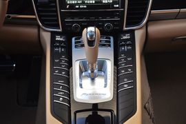 2014款保时捷Panamera