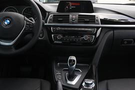 2017款宝马320Li