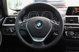 2017款宝马320Li