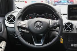 2017款奔驰B200