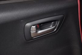 2013款铃木奥拓1.0L自动